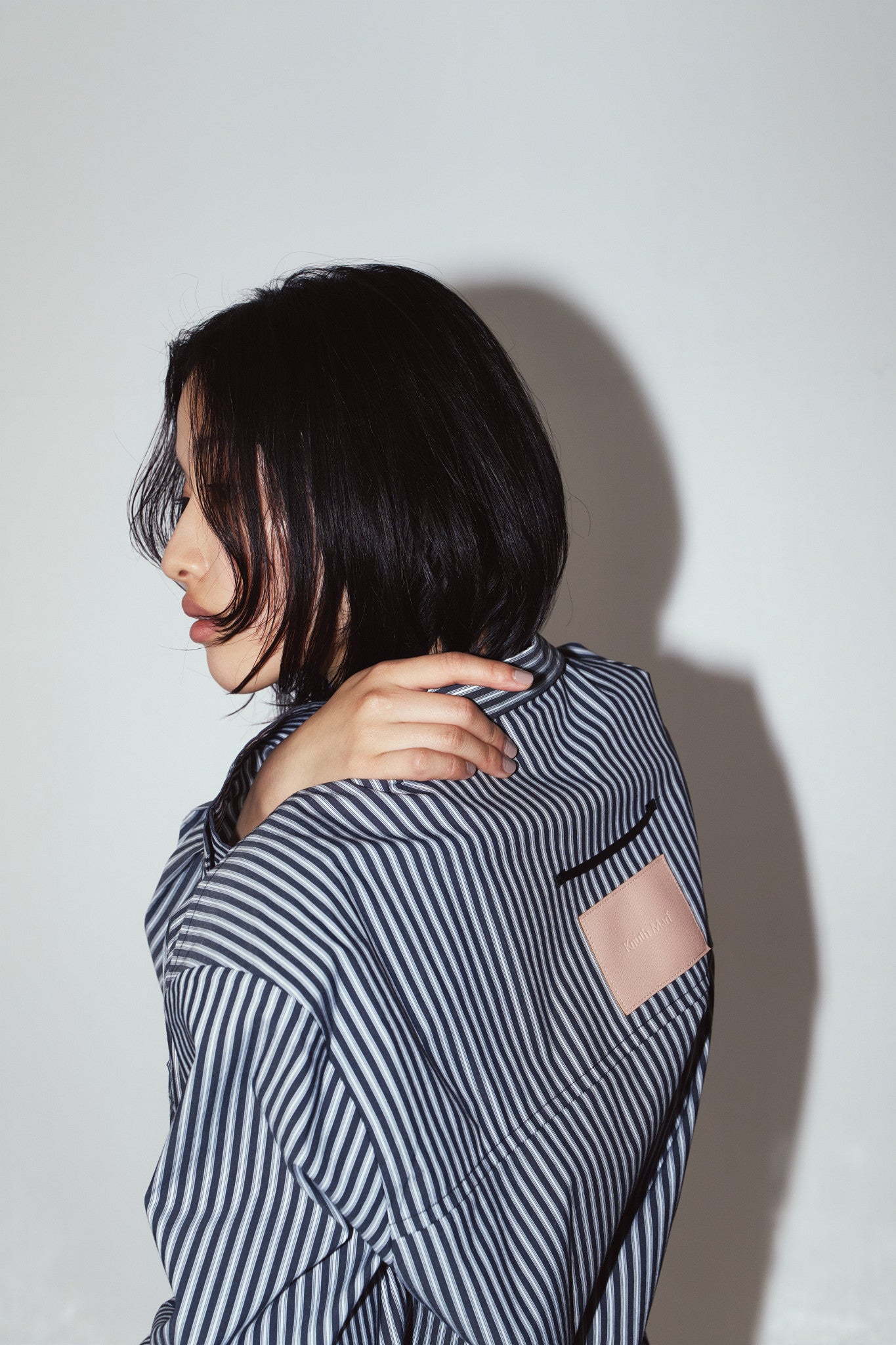 label over shirt(unisex)/black