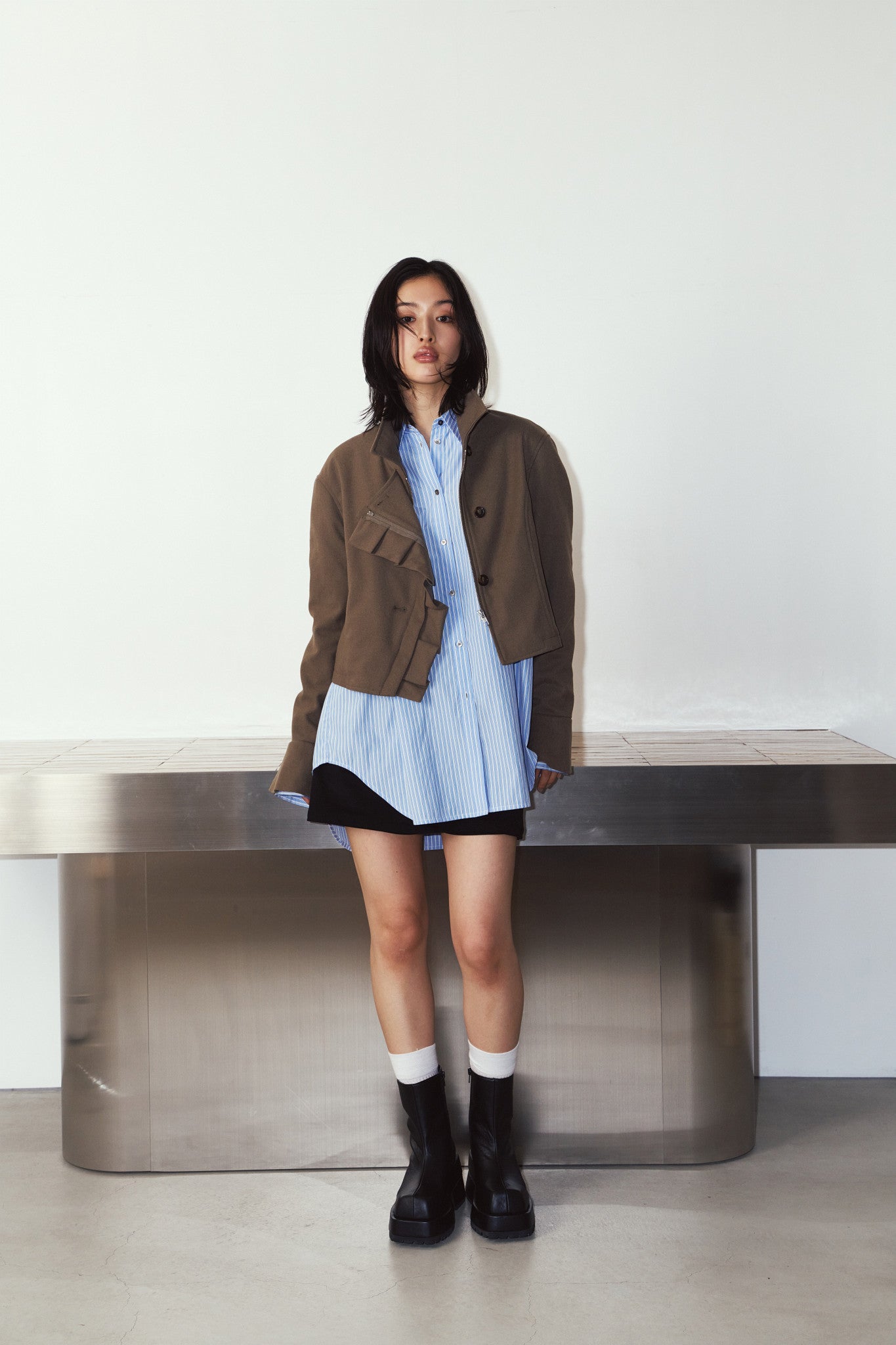 2way cropped frill jacket/beige