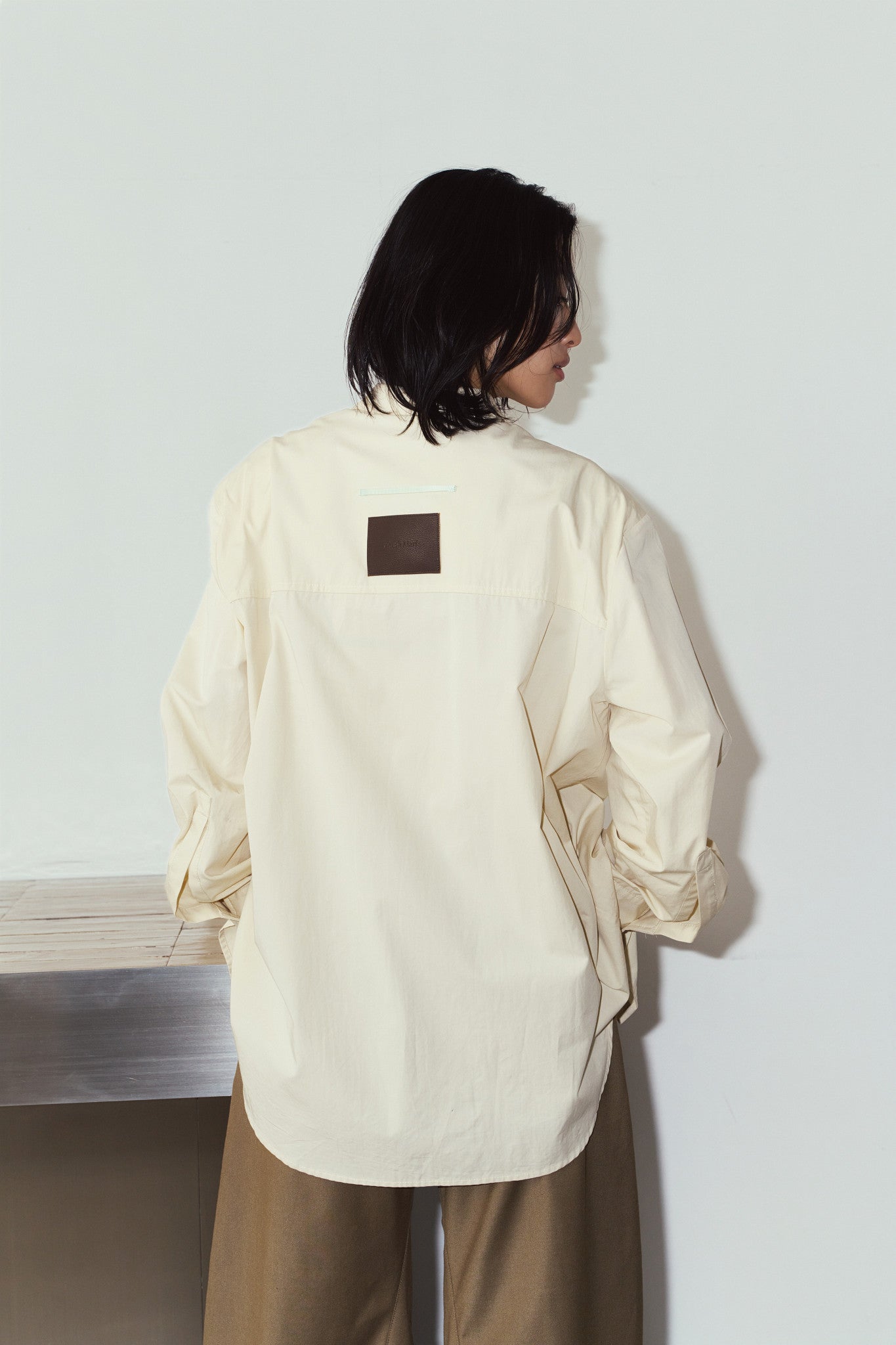 label over shirt(unisex)/yellow