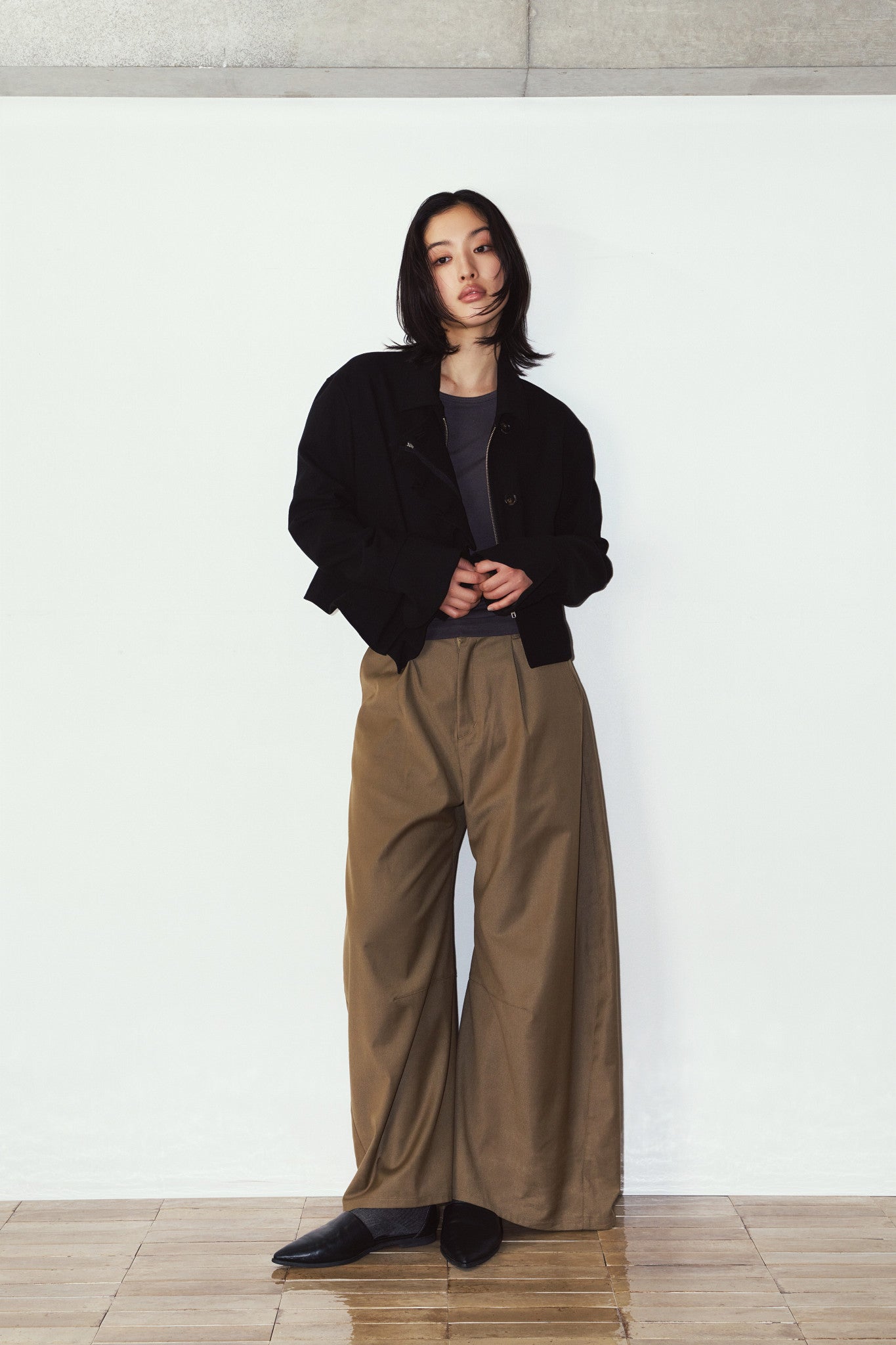 2way cropped frill jacket/black