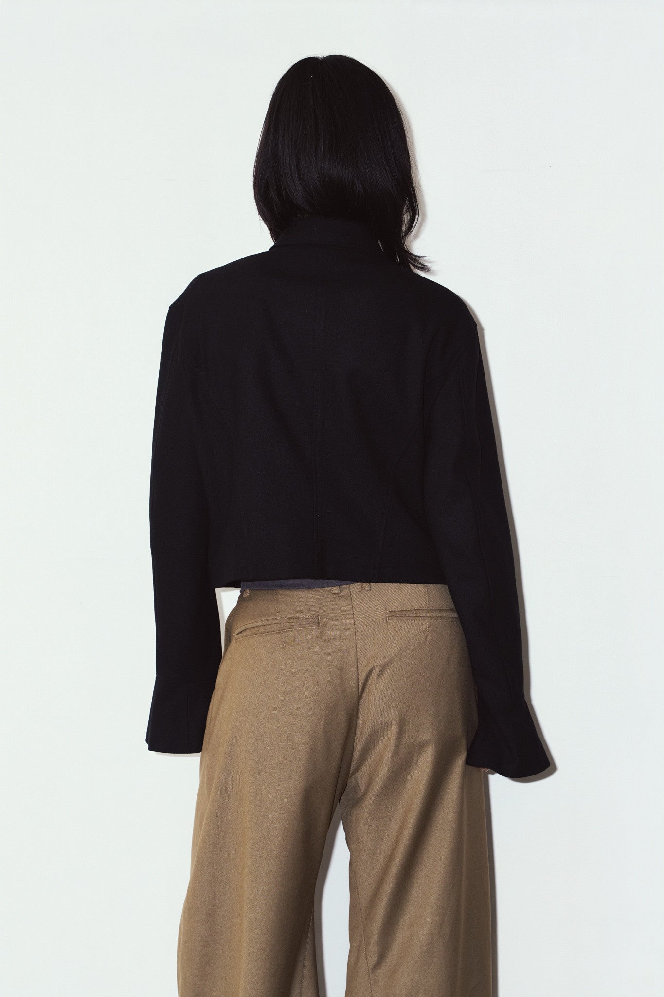 2way cropped frill jacket/black
