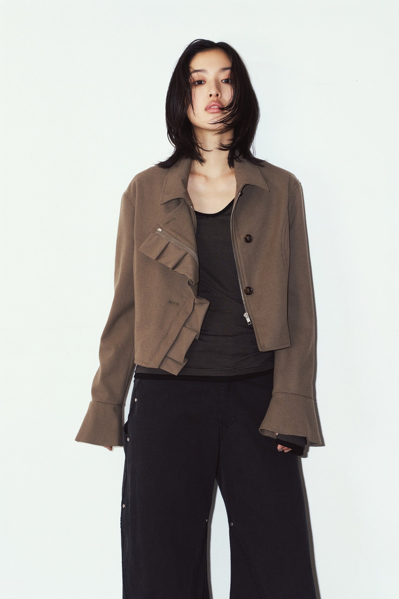 2way cropped frill jacket/beige