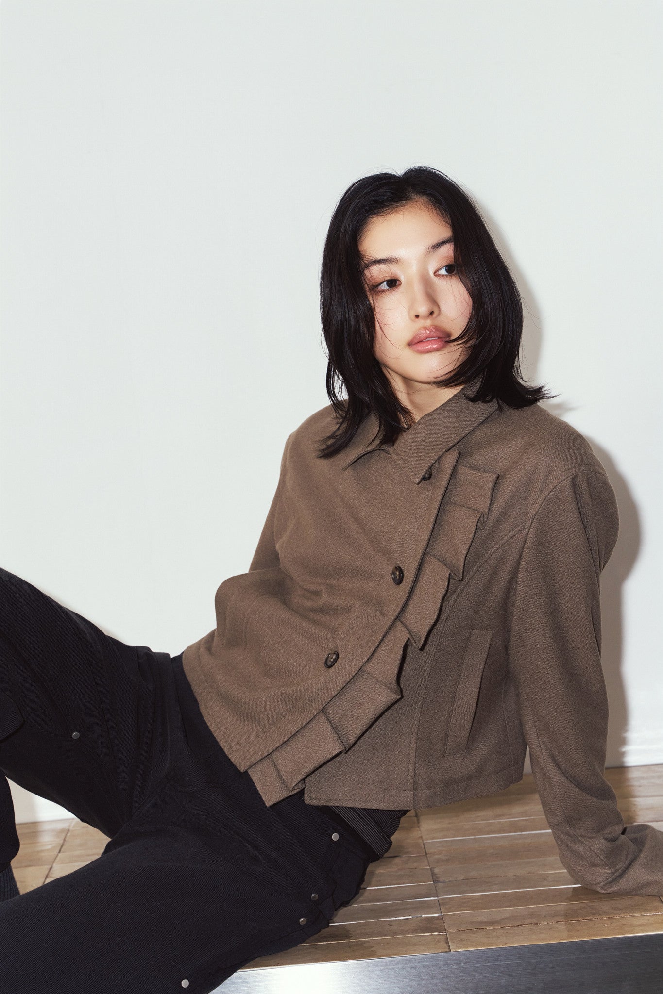 2way cropped frill jacket/beige