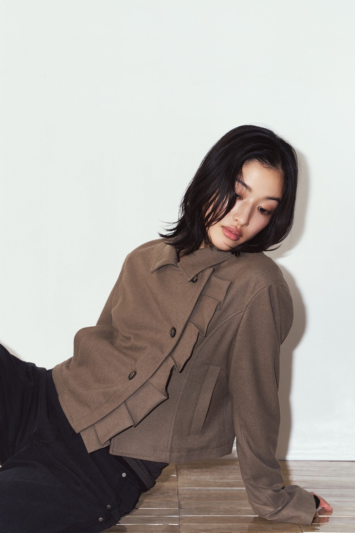 2way cropped frill jacket/beige