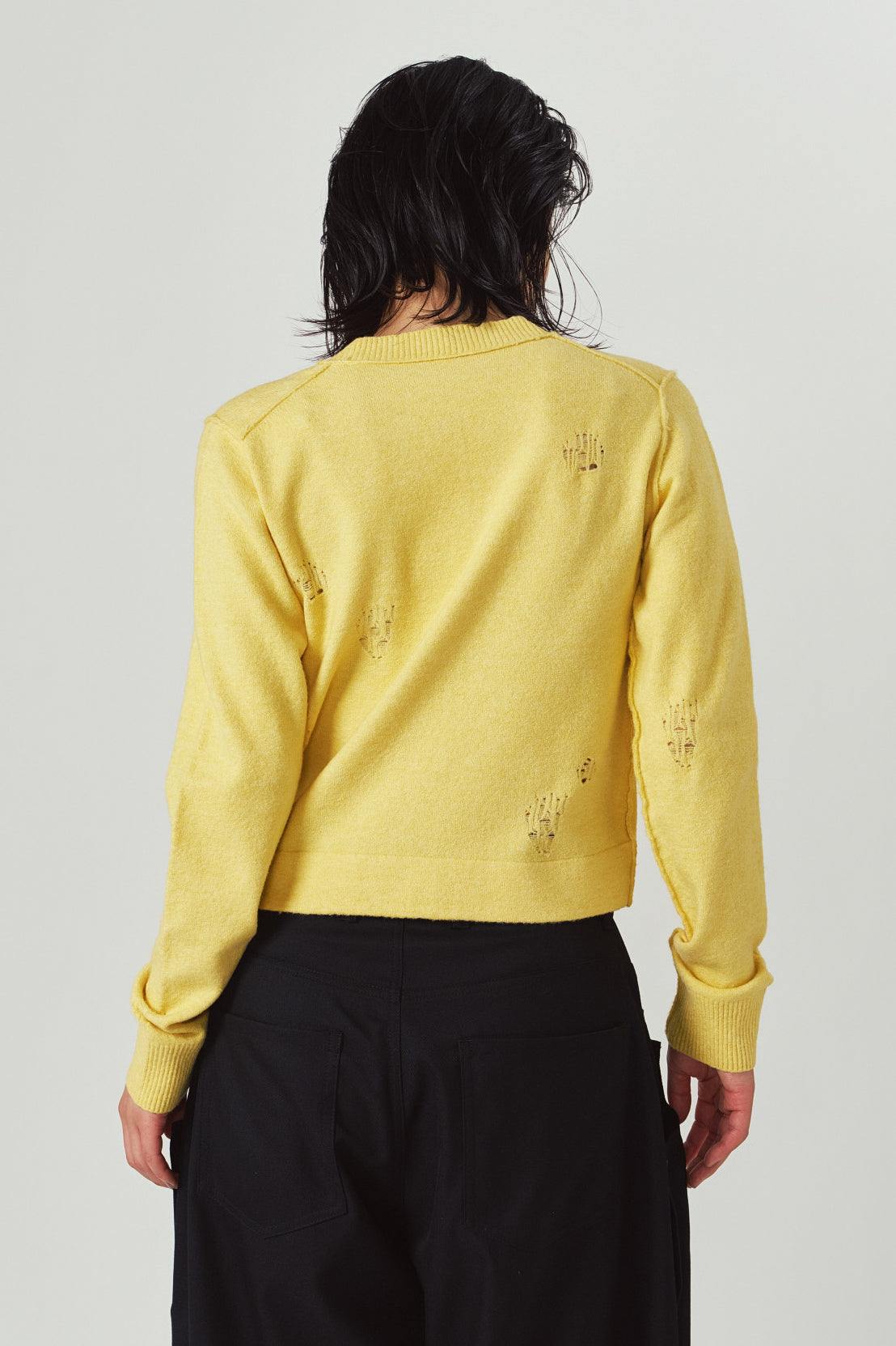 damaged pocket knit/yellow