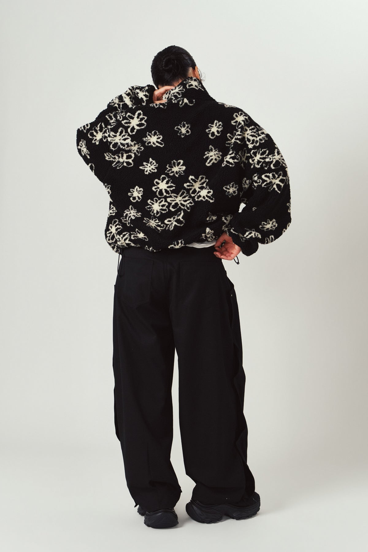 flower boa fleece(unisex)/black