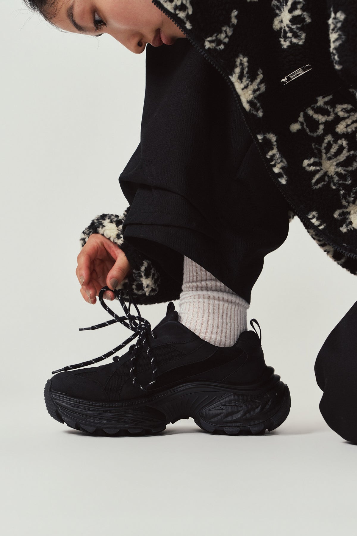 orbit sneaker/black