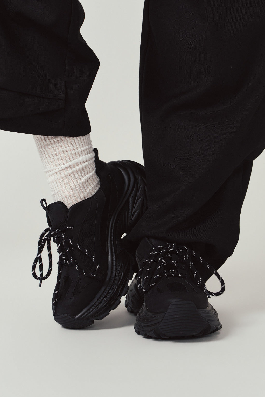 orbit sneaker/black