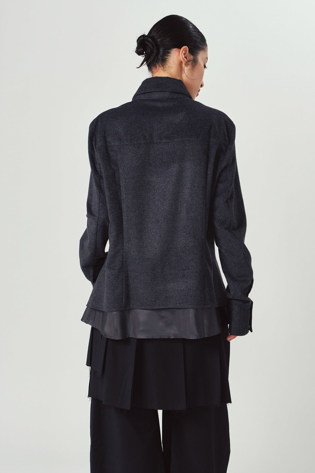 raw edge shirt/charcoal