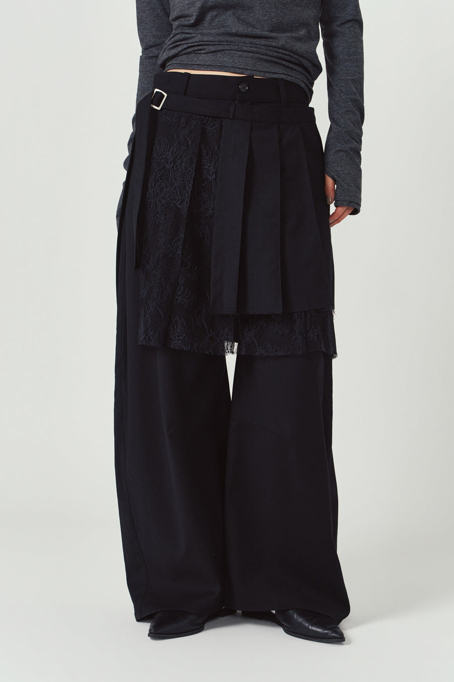 pleated skirt pants/black