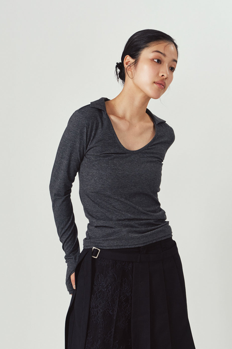 u-neck slim top/charcoal