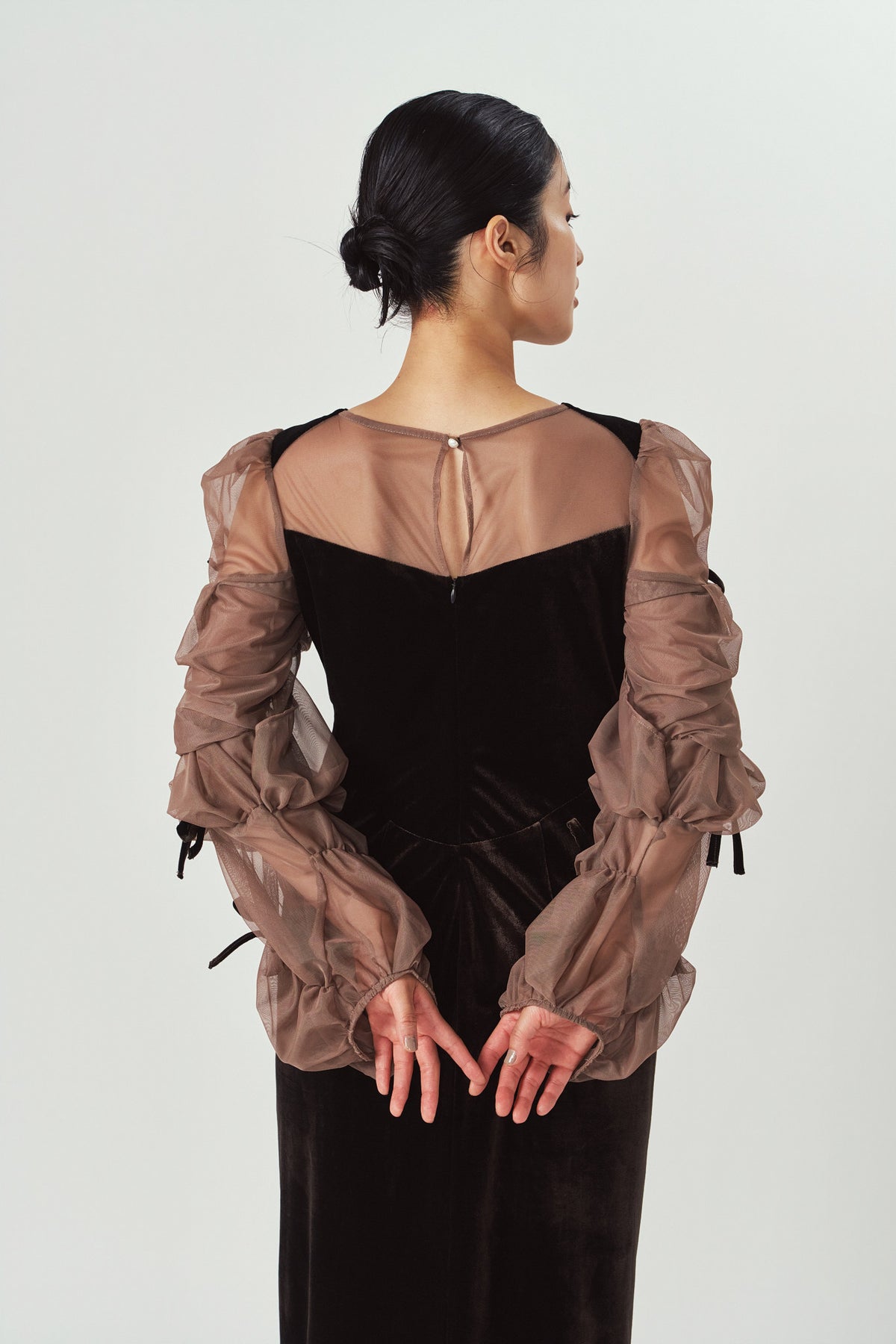 draped tulle dress/brown