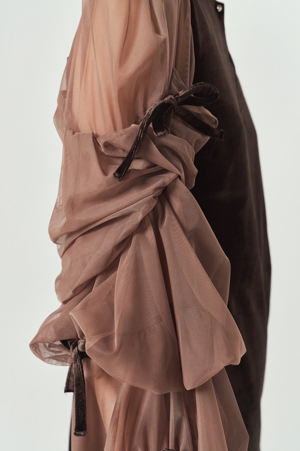 draped tulle dress/brown