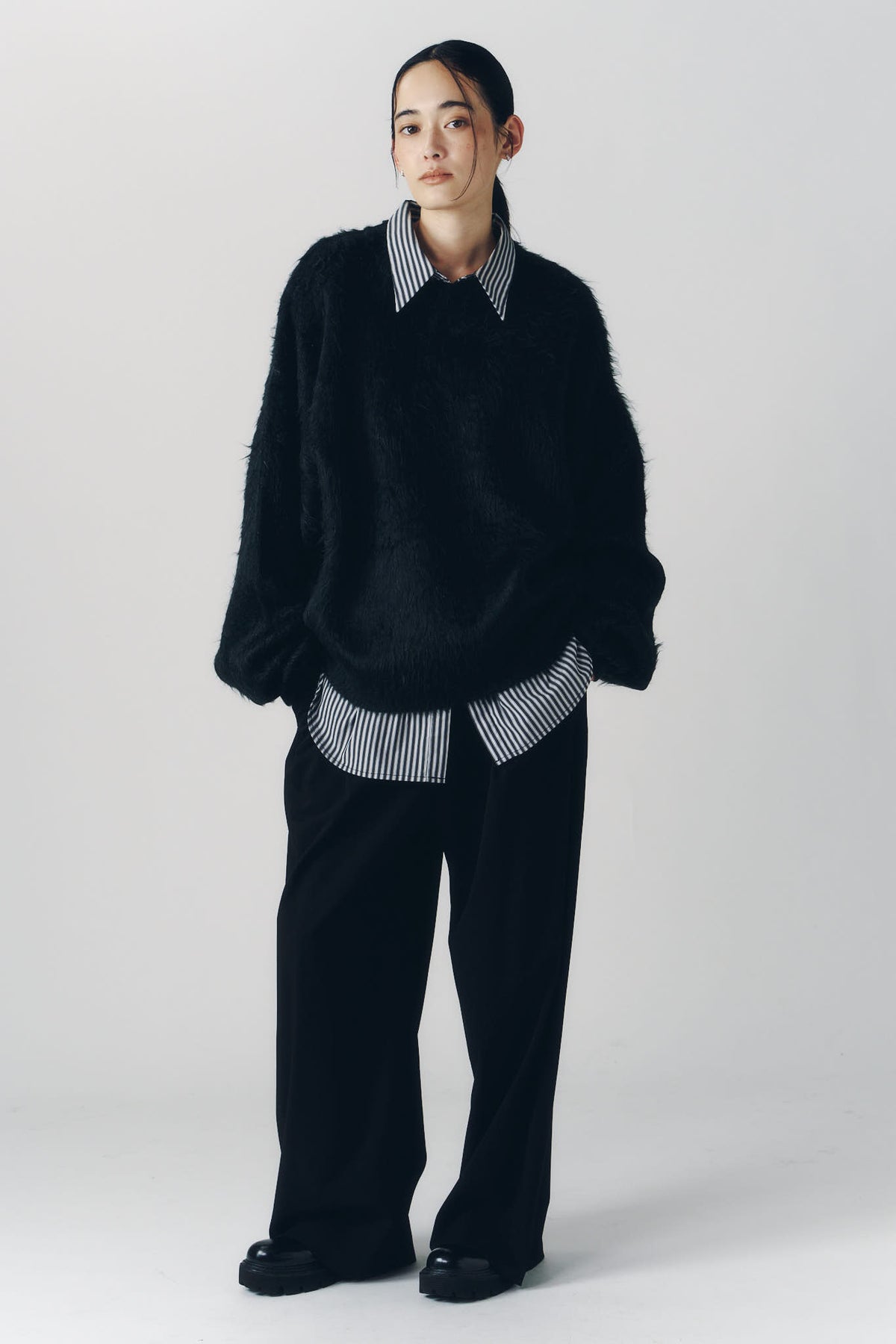 2way shaggy flower knit(unisex)/black