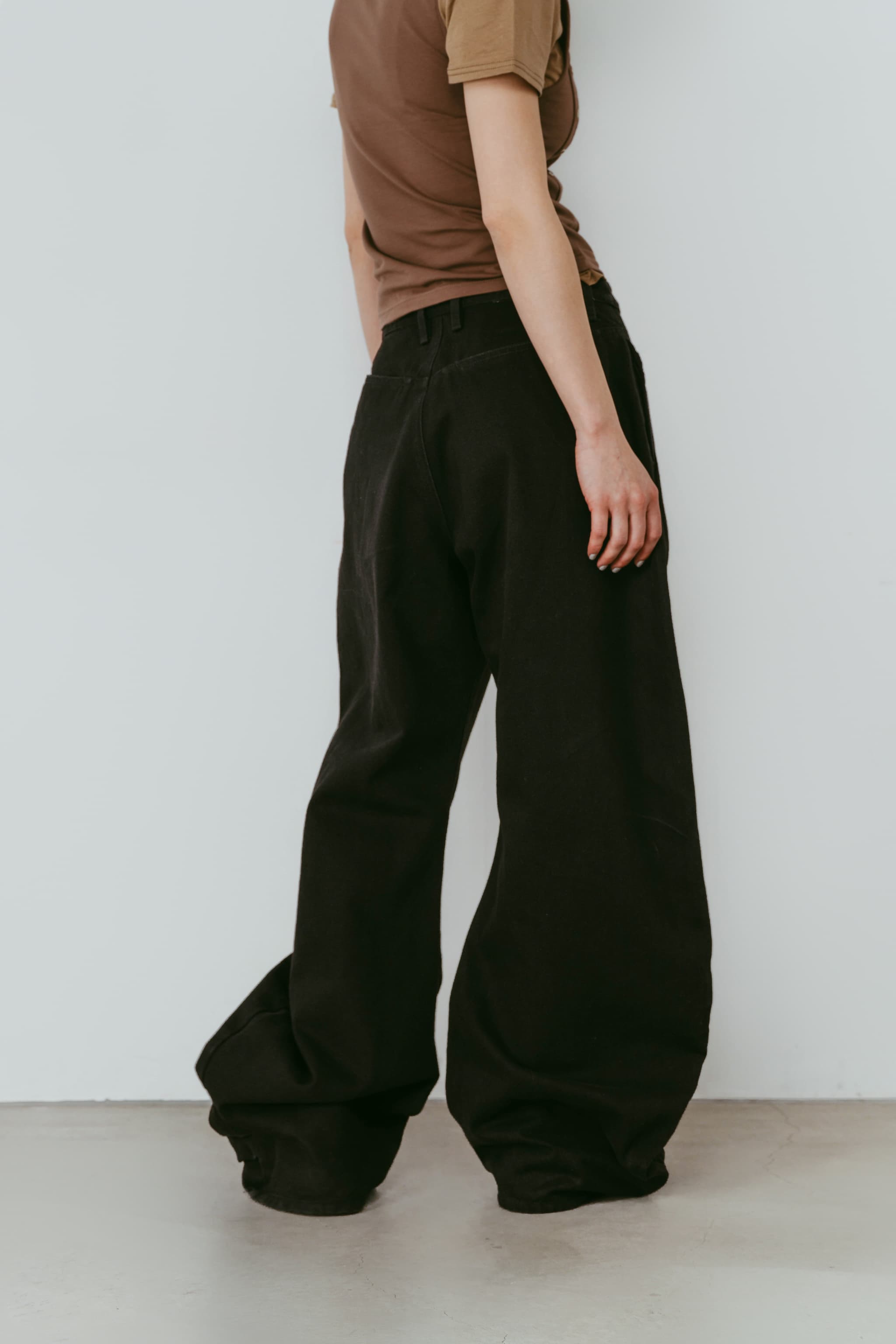 draped denim pants(unisex)/black | KNUTH MARF