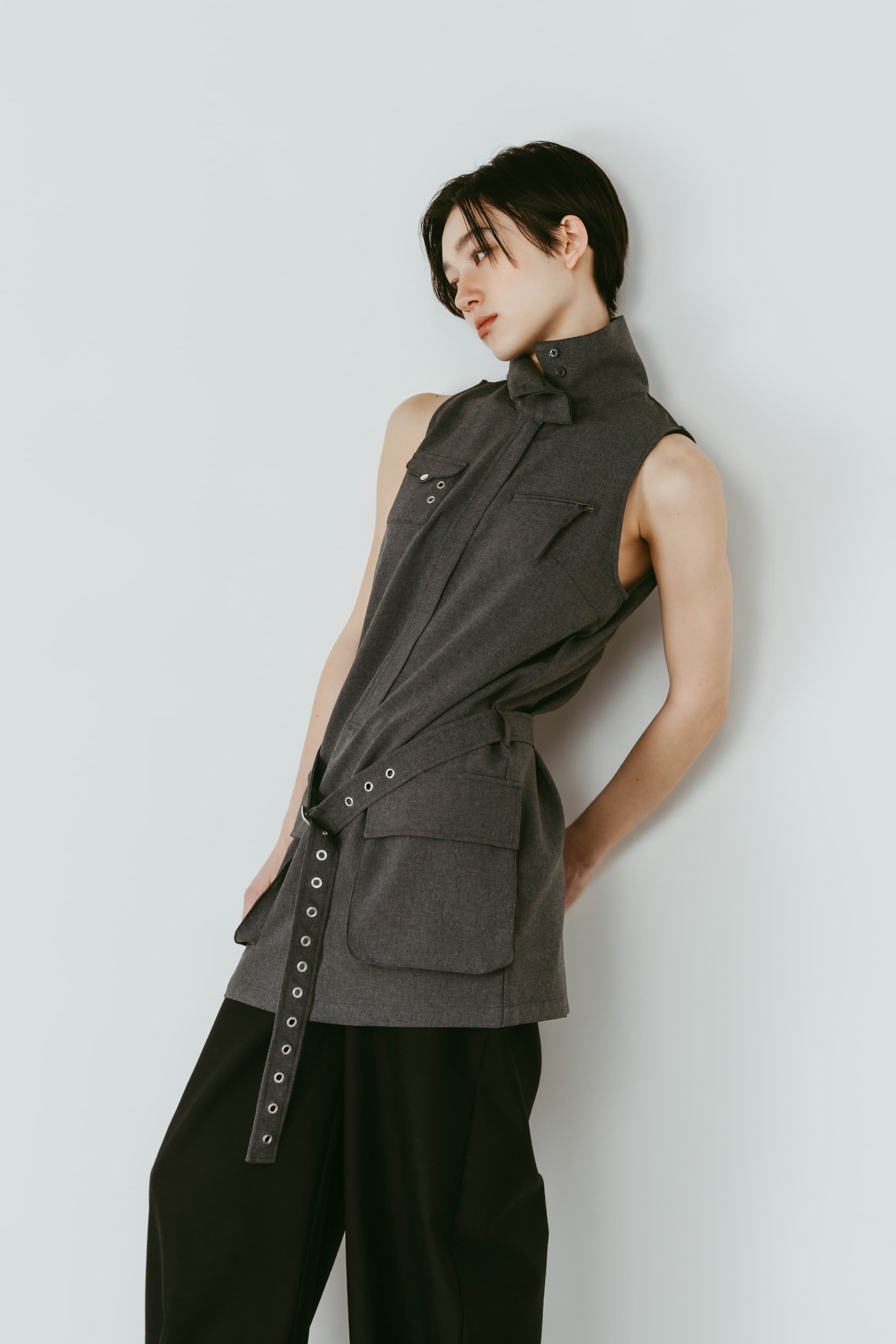 stand neck mini dress/gray