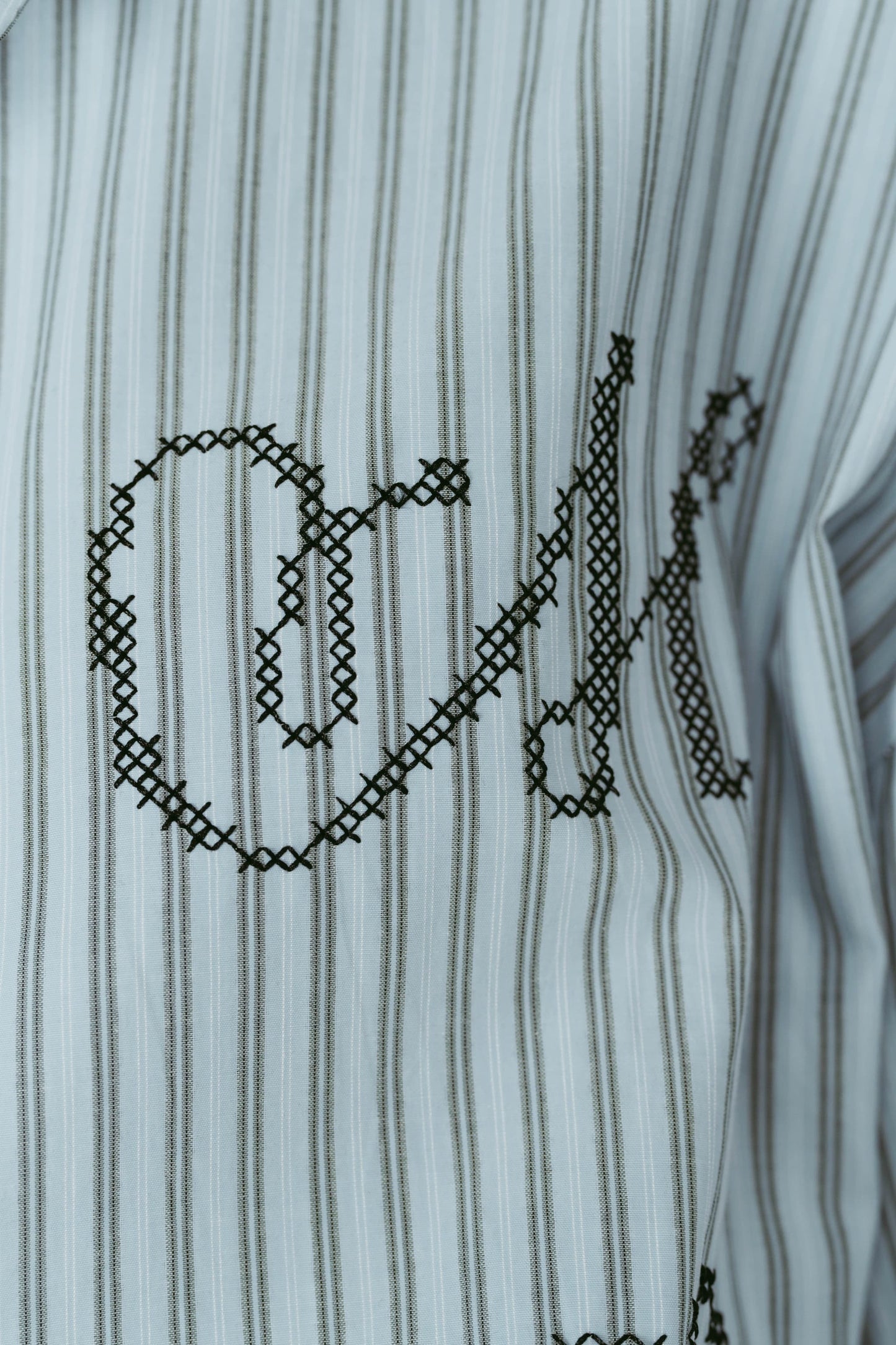 embroidered shirt(unisex)/stripe