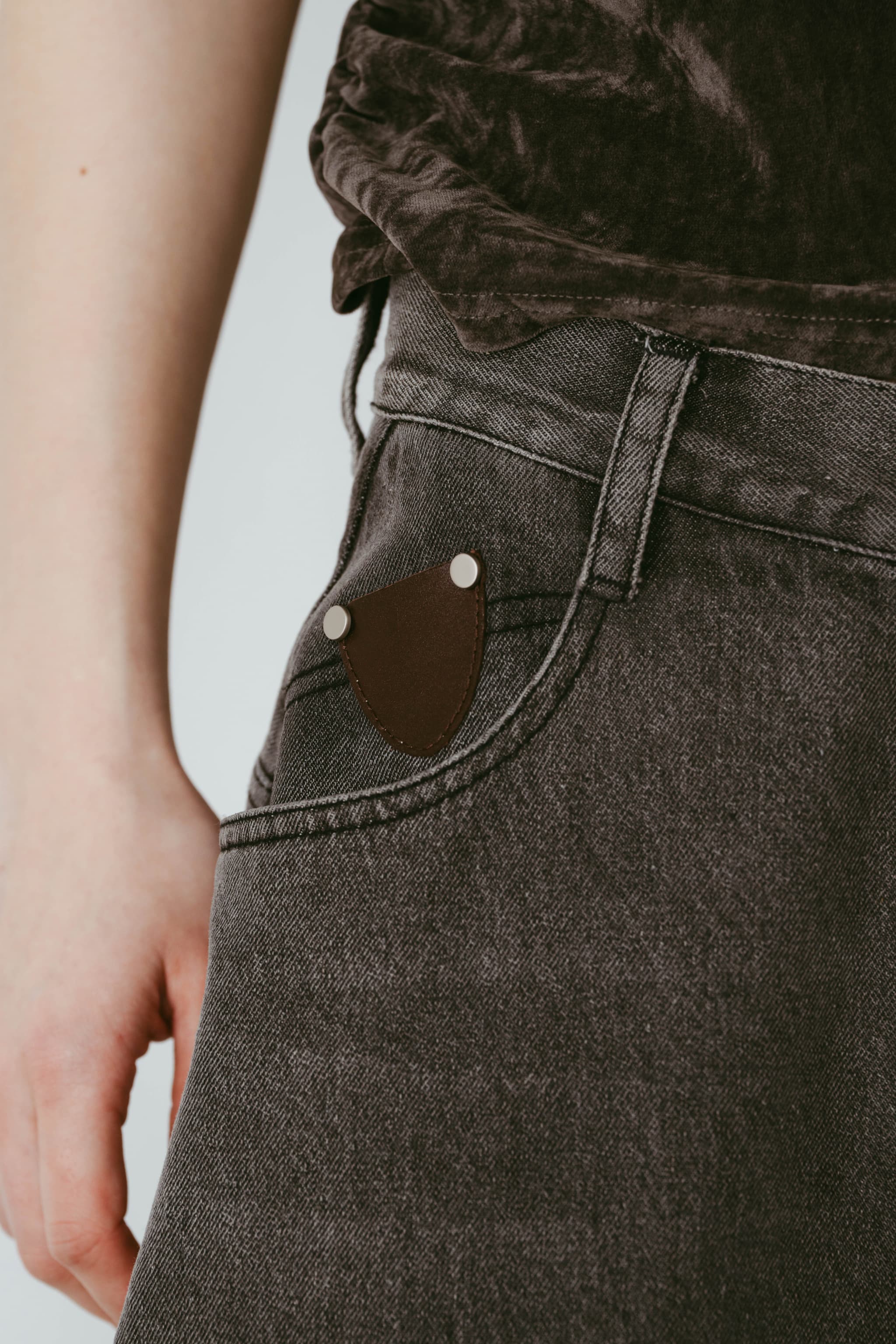 wide bell-bottom denim pants/gray | KNUTH MARF
