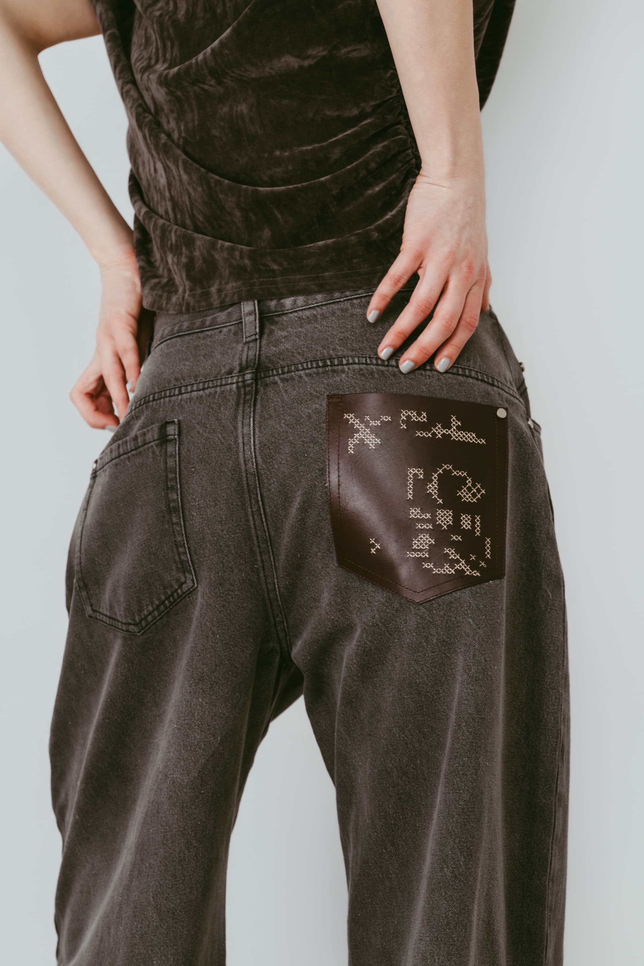 wide bell-bottom denim pants/gray | KNUTH MARF