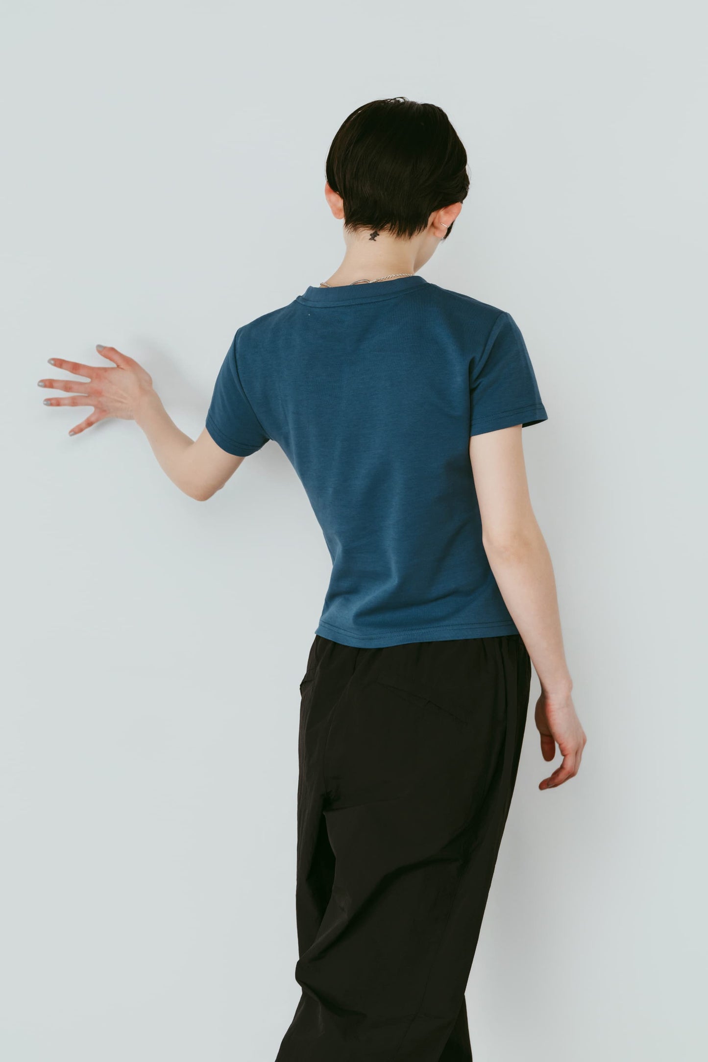 studded compact tee/blue