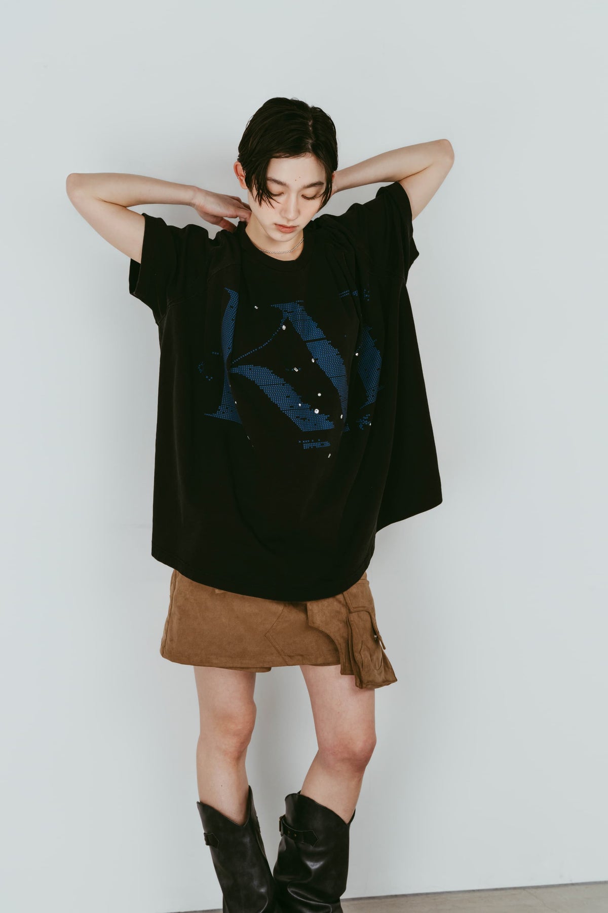 tuck detail oversized tee(unisex)/black