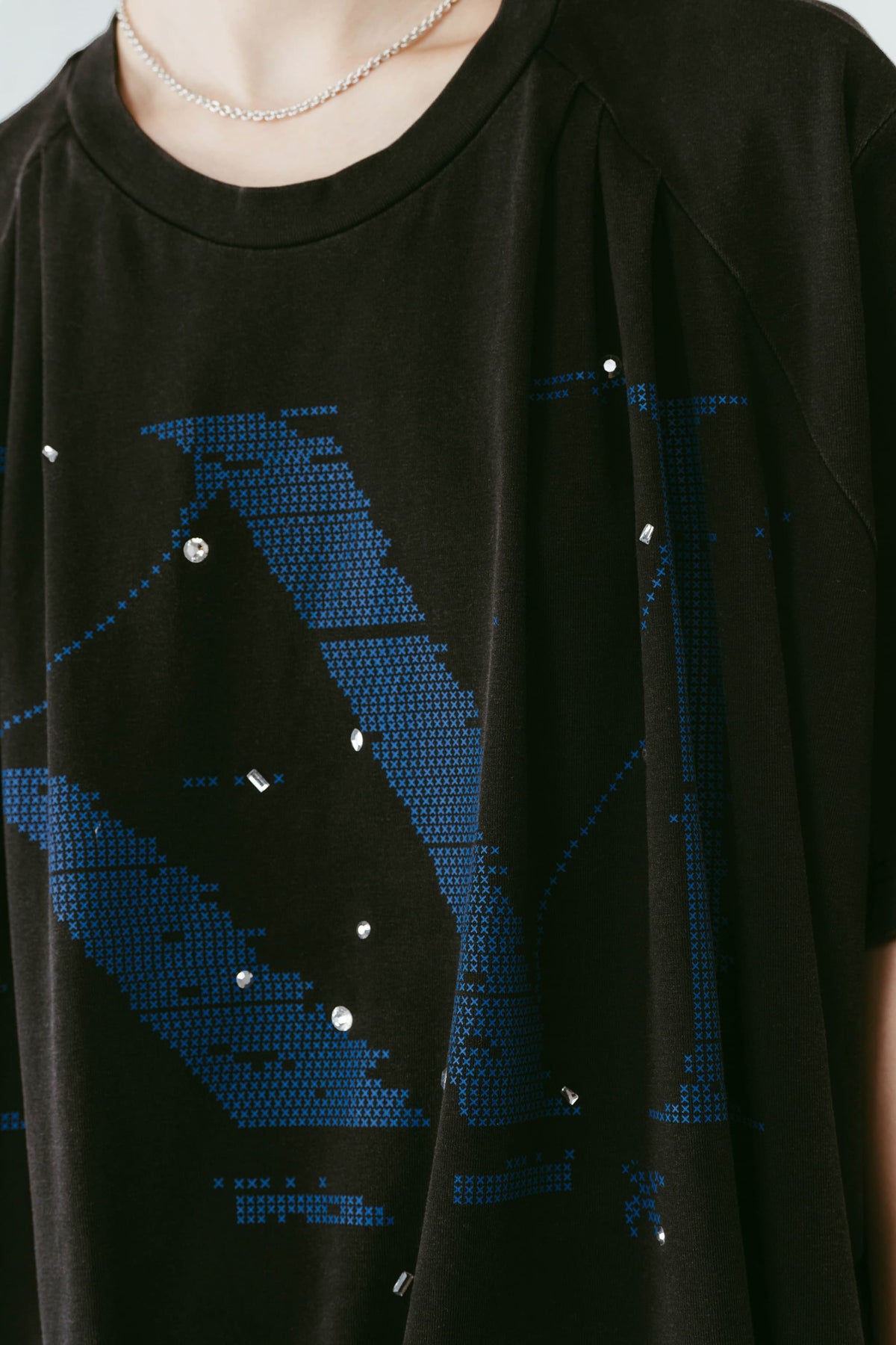 tuck detail oversized tee(unisex)/black