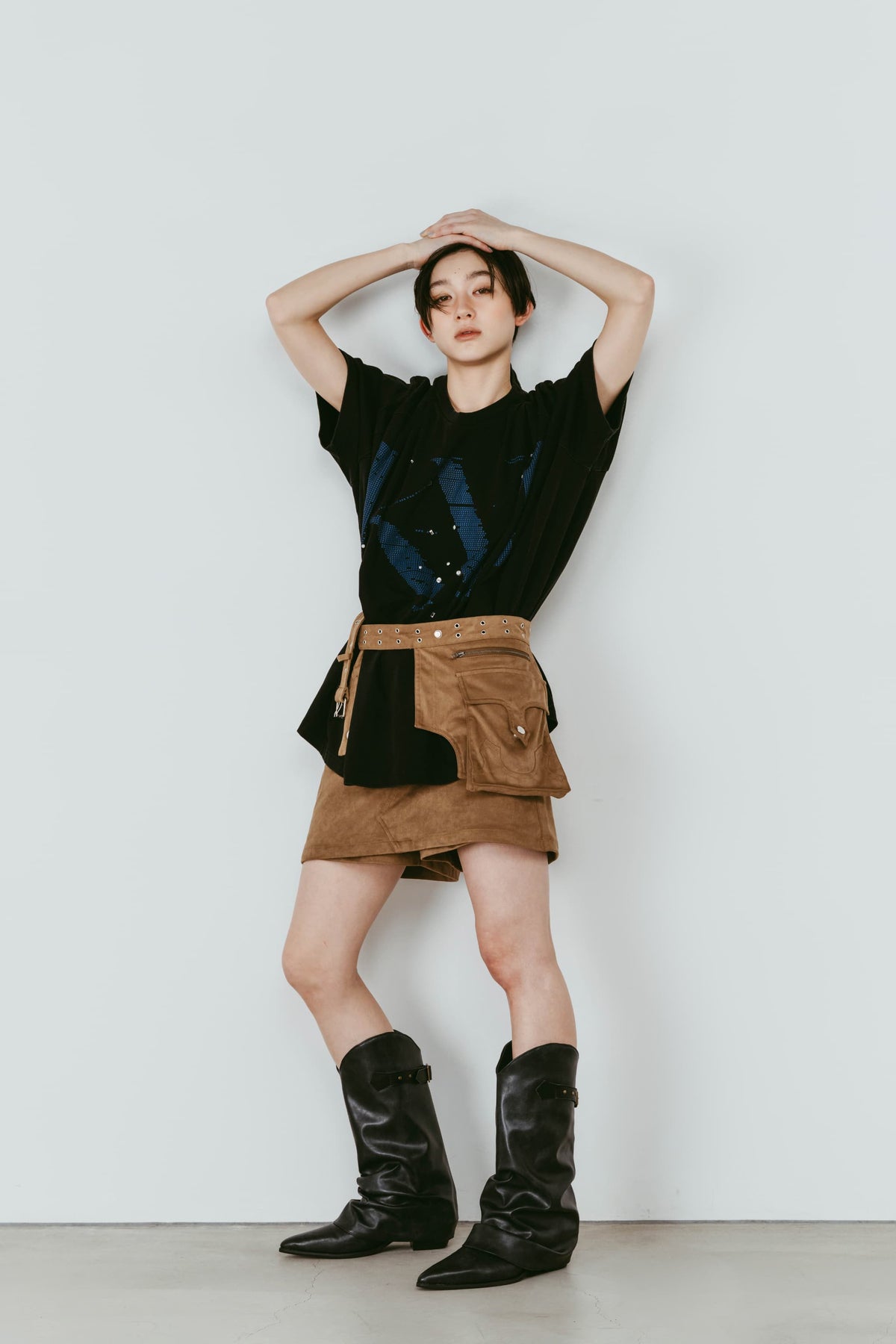 tuck detail oversized tee(unisex)/black