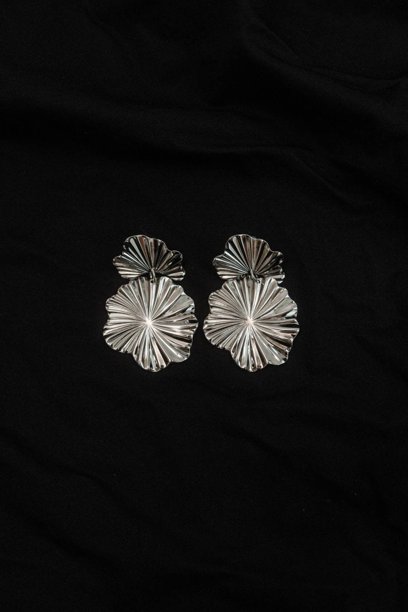 large flower earrings - KNUTH MARF
