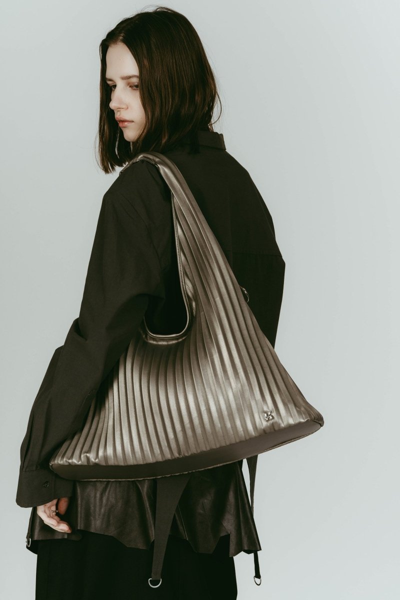 leather pleats bag/silver - KNUTH MARF
