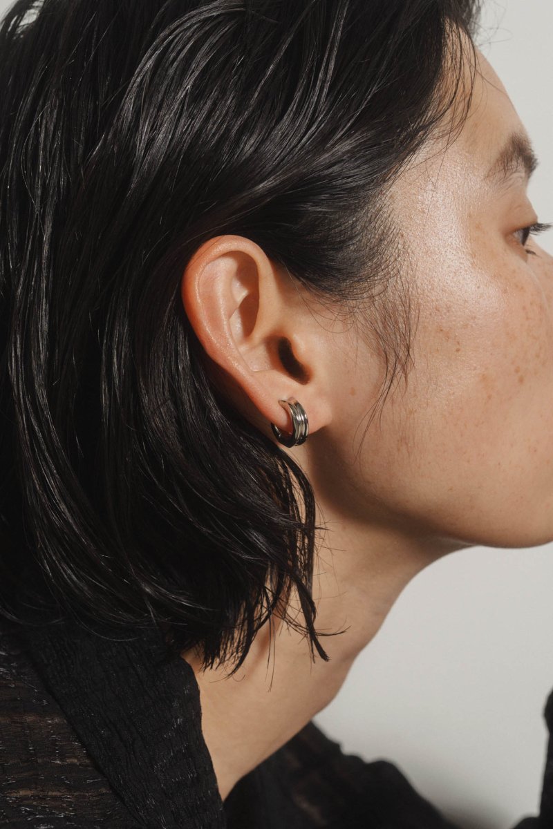 mini hoop earring/2color - KNUTH MARF