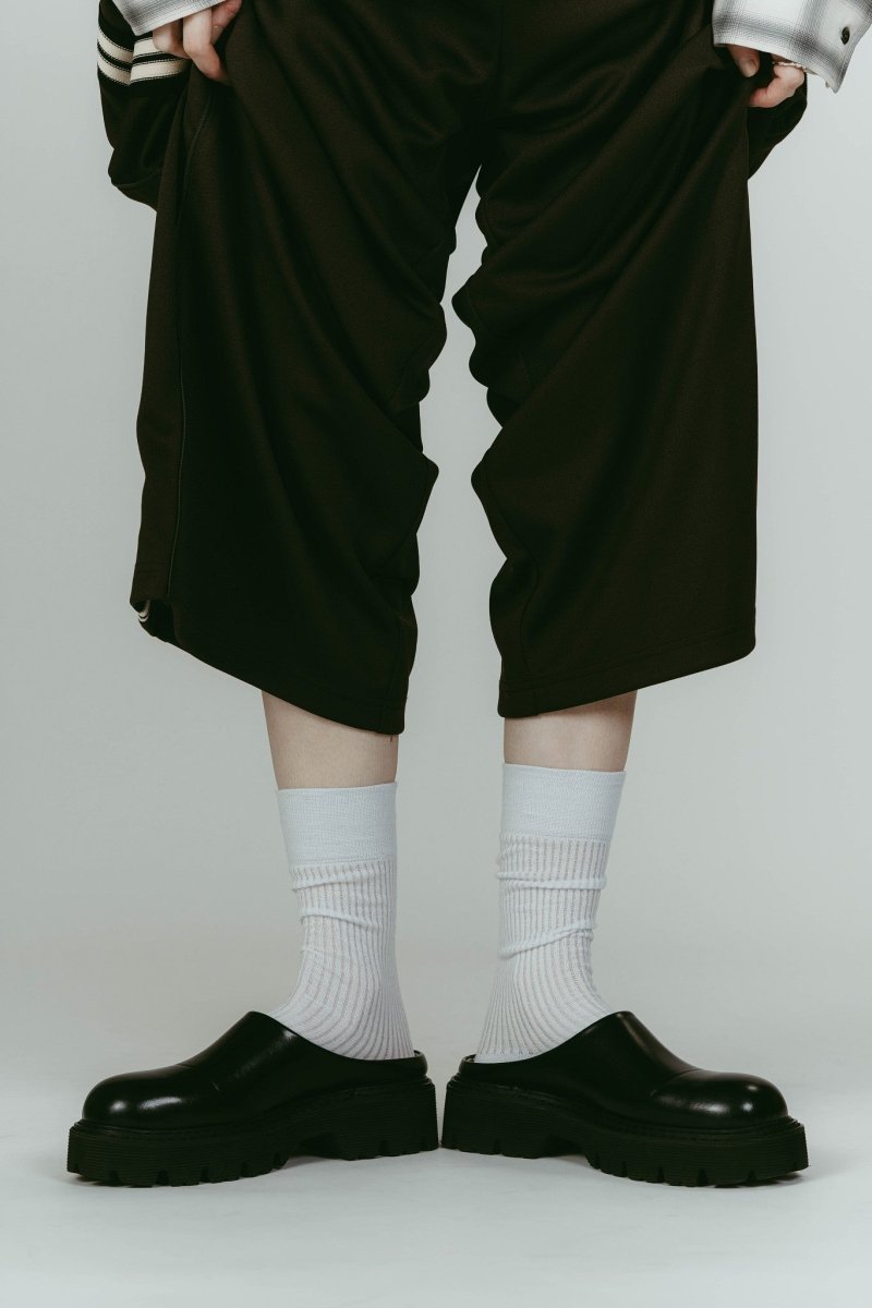 round toe sabot sandals/black | KNUTH MARF