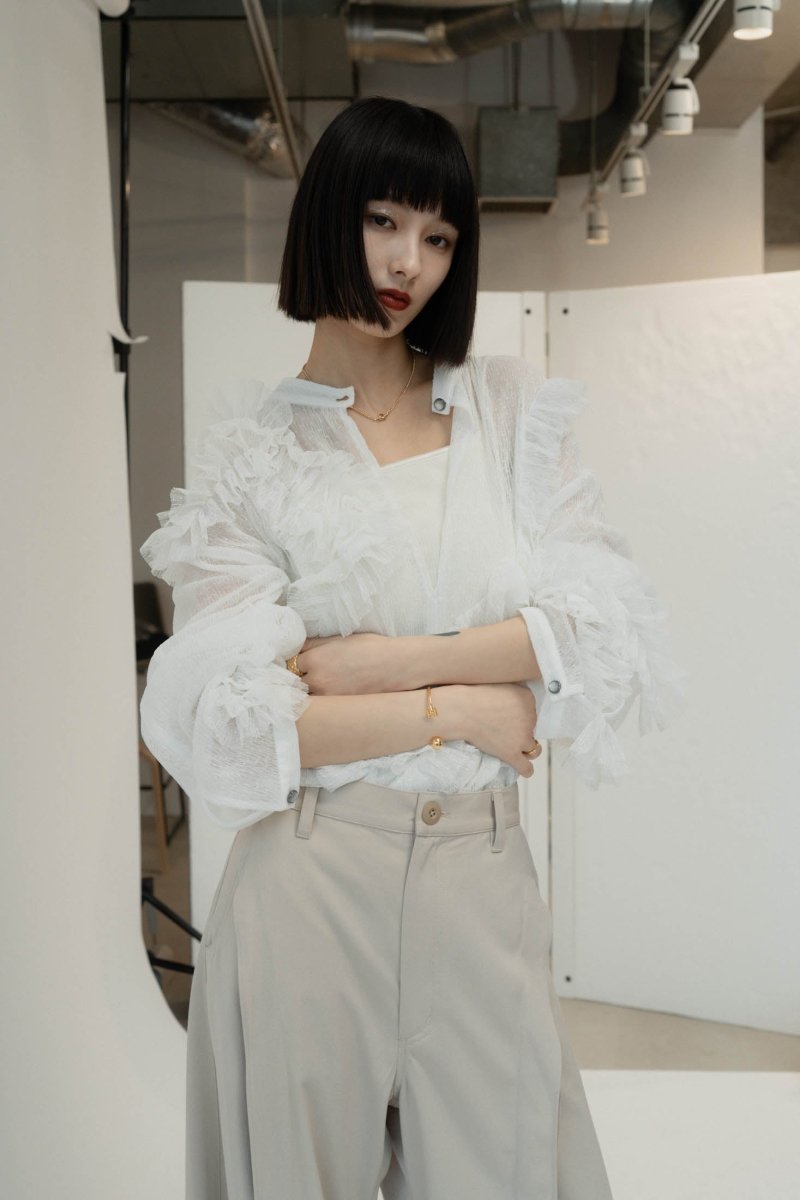 tulle design blouse/white