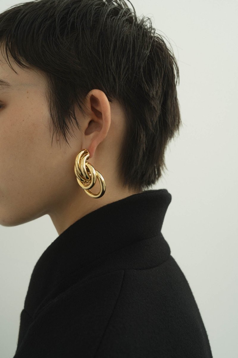 volume metal earring/pierced earrings - KNUTH MARF