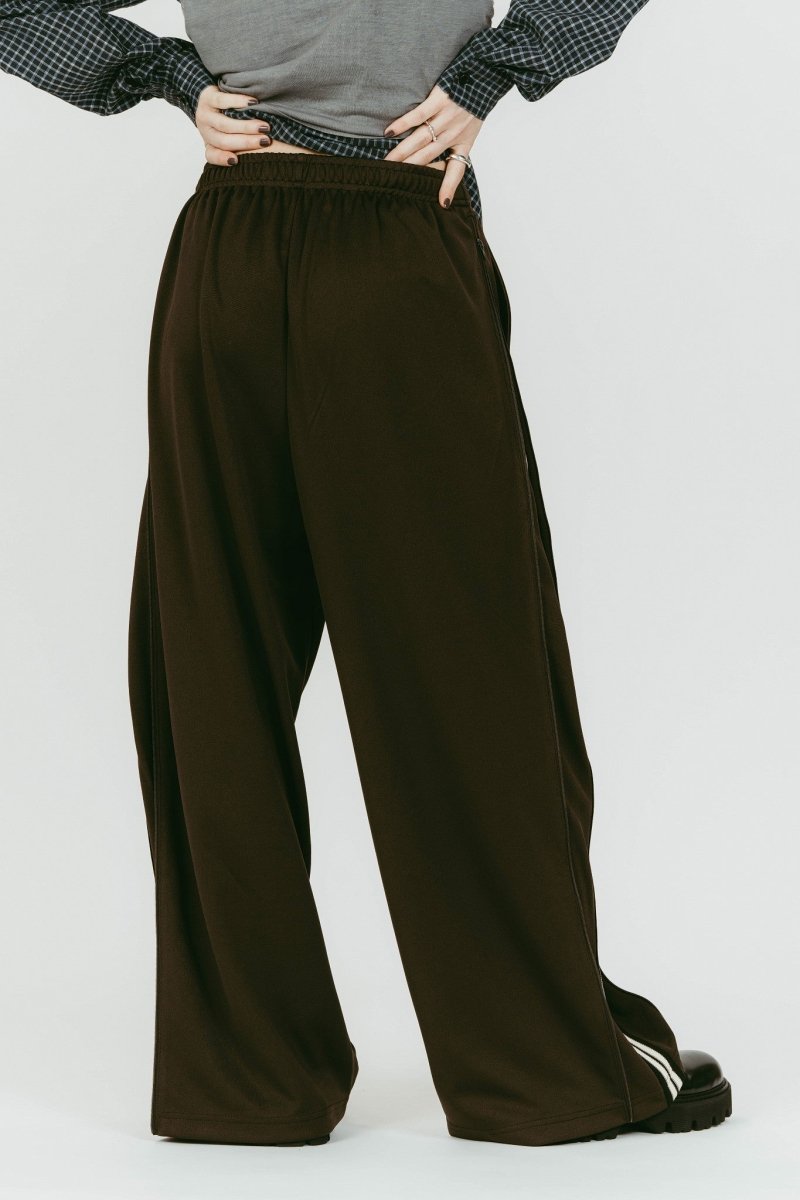 zip - up track pants(unisex)/brown - KNUTH MARF
