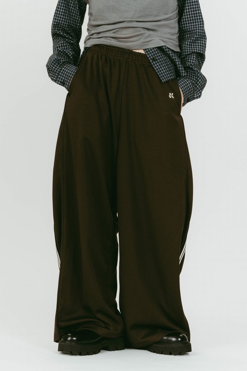 zip - up track pants(unisex)/brown - KNUTH MARF