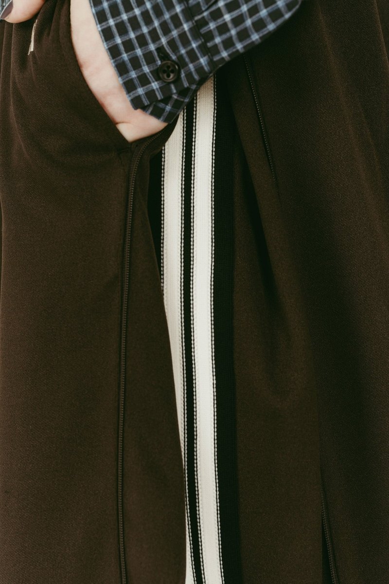 zip - up track pants(unisex)/brown - KNUTH MARF