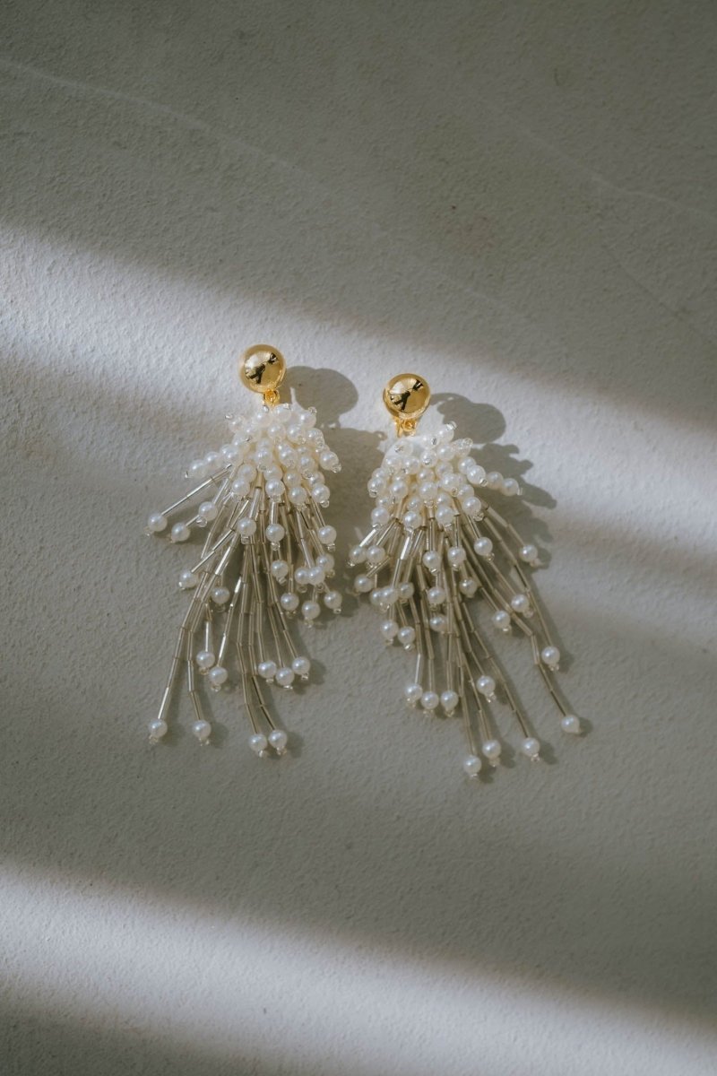 beads pierced earrings/whitemix - KNUTH MARF