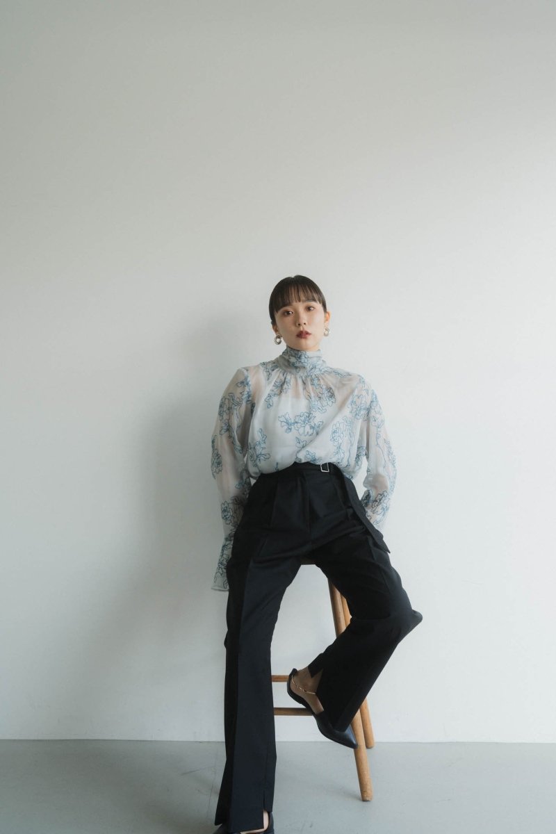 embroidery sheer blouse/ice blue | KNUTH MARF