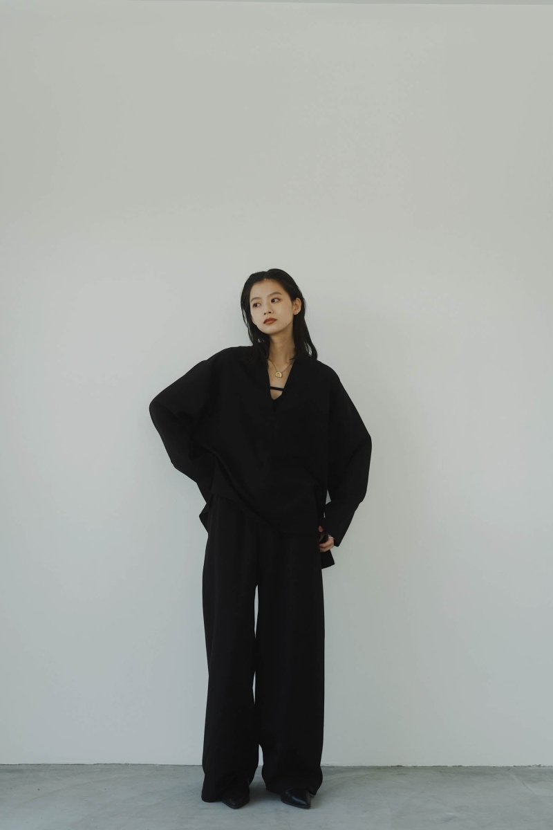 knuth marf label keyneck tops/black-