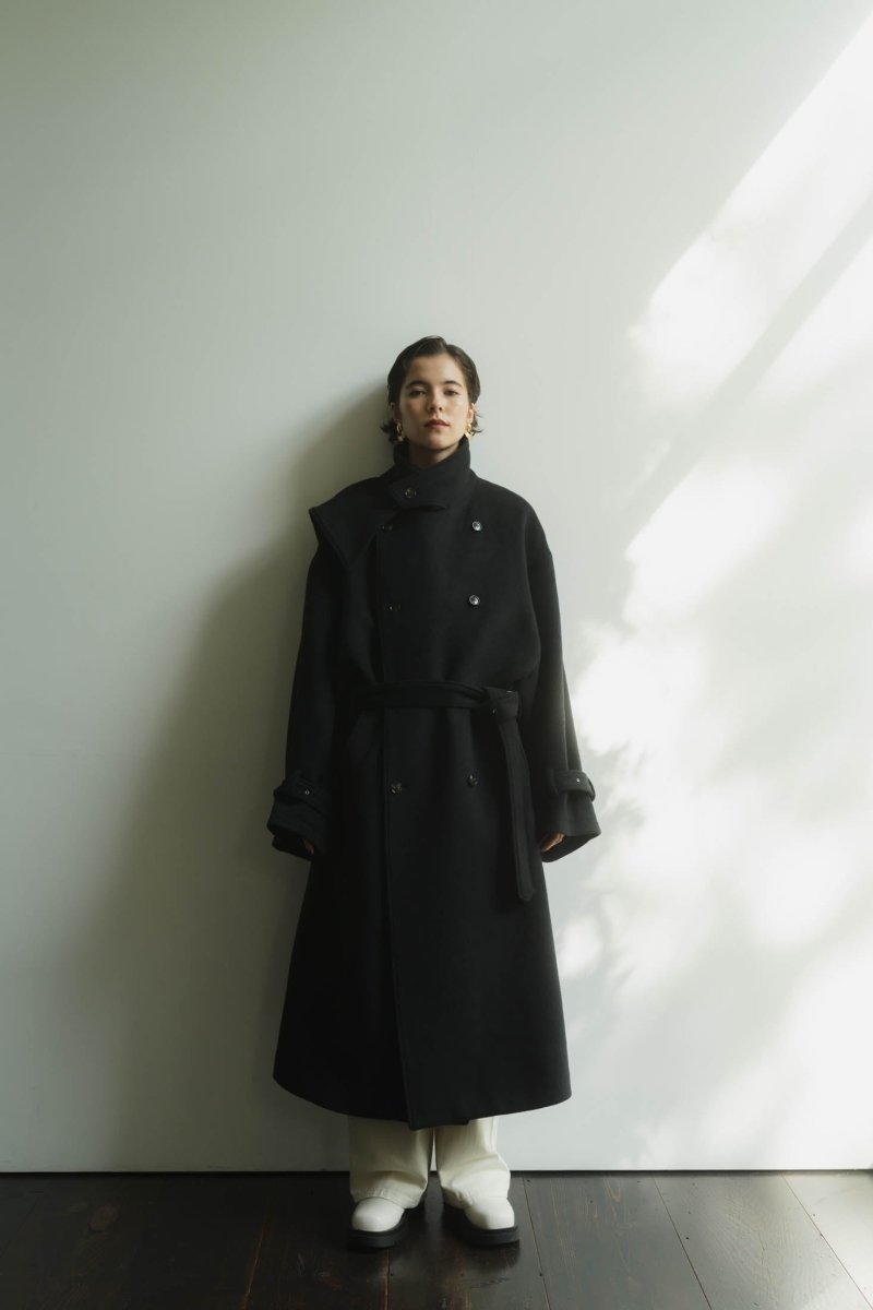 Knuthmarf black long coat
