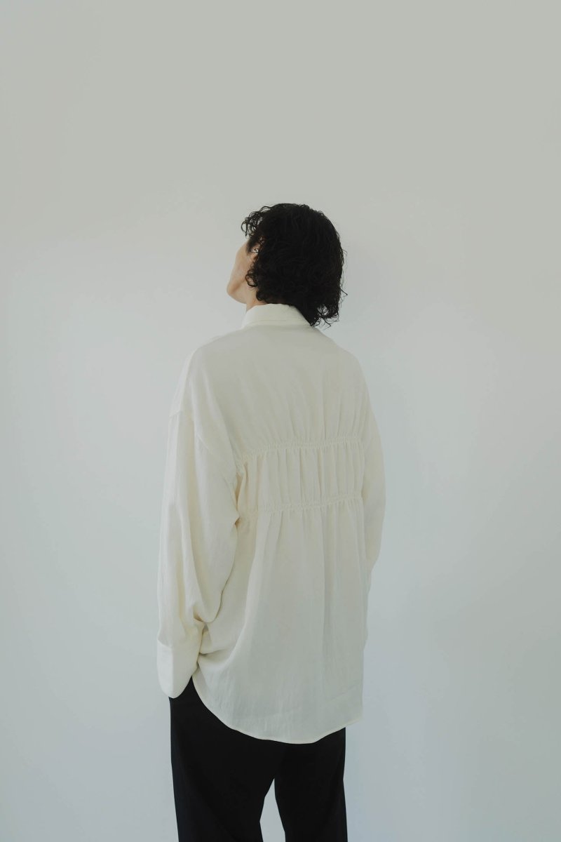 shirring shirt/white | KNUTH MARF