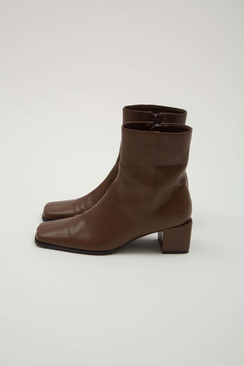 square heel boots / brown - KNUTH MARF
