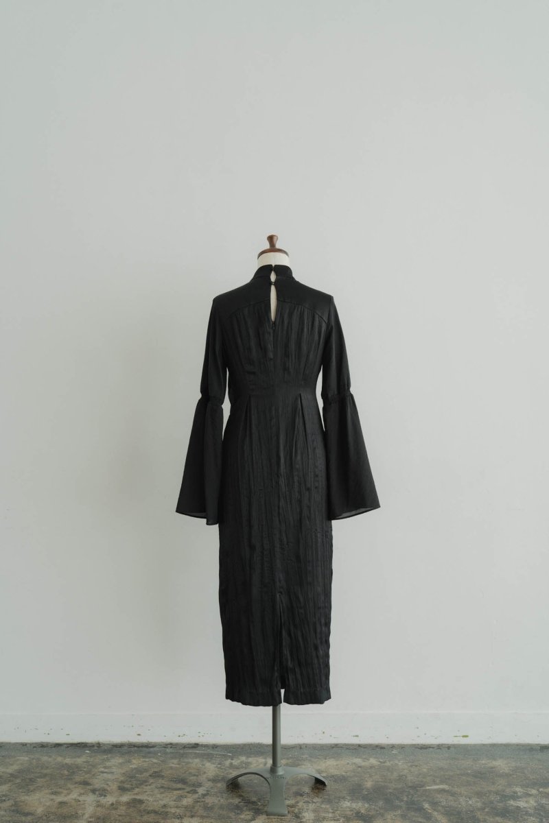 wide sleeve one piece/patterrn | KNUTH MARF